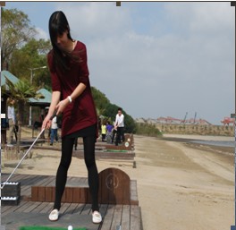 瞧，還有美女選手